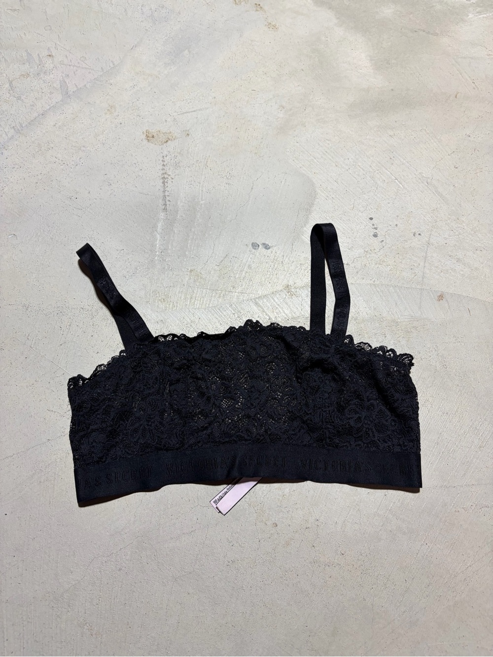 Vidtoria’s secret Lace Bralette with Adjustable Straps Black medium